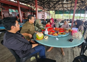 Jelang Pencoblosan, Rahma Kumpul dan Bersantai dengan Keluarga