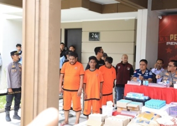 Ini Modus Baru Narkoba, Pabrik di Tengah Perumahan untuk Malam Tahun Baru