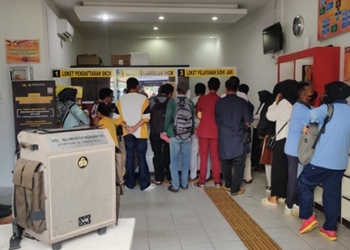 Ratusan Lulusan PPPK Padati Polresta Tanjungpinang Untuk Penertiban SKCK