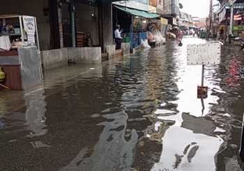 Sesuai Prediksi BMKG, Kawasan Pelantar 2 kembali Dilanda Banjir Rob