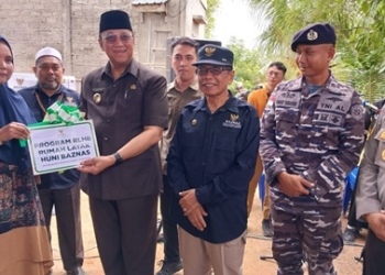 Baznas Karimun Bangun Rumah Warga Jadi Layak Huni