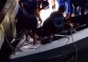 Mobil Minibus Terjun ke Laut di Pelantar 2 Tanjungpinang, Satu Orang Meninggal Dunia