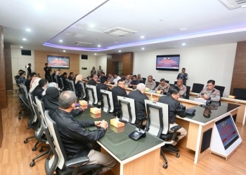 Kapolda Kepri Terima Kunjungan Akademik Mahasiswa Doktor UNP, Perkuat Sinergi Riset dan Keamanan