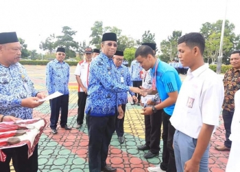 Upacara 17 Hari Bulan, Wabub Ditegaskan Kedisiplinan Pegawai Ditingkatkan