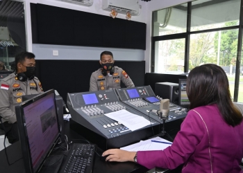 Kapolres Tanjungpinang Jadi Narasumber Acara On Air 92 Sosialisasi Zona Integritas