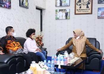 Kepsek SDN 002 Mengapresiasi Perhatian Walikota dan Suami Serta Mendukung Keinginan Menjadikan Erika Anak Angkat