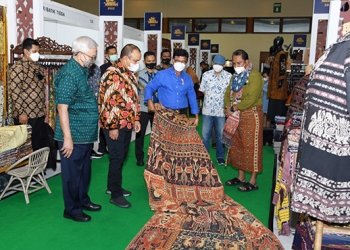 Promosikan Karya Kreatif Dalam Negeri, Menkominfo: Jadikan Kebangkitan UMKM di tengah Digitalisasi