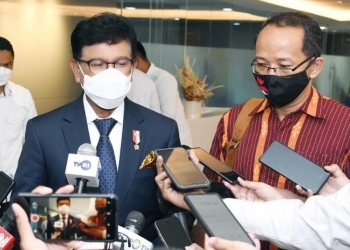 Lanjuti Arahan Presiden, Menkominfo Ajak Tingkatkan Kerja Sama Siapkan Regulasi Hak Penerbit