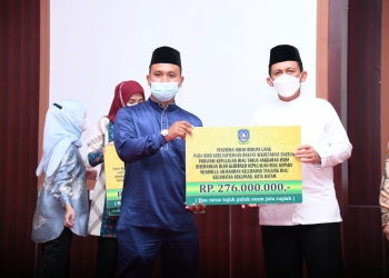 Bantuan Hibah Rumah Ibadah se Kota Batam, Gubernur: Gunakan Sebaik Mungkin untuk Penyelesaian Pembangunan