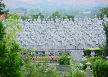 Vihara Ksitigarbha Bodhisattva Tanjungpinang, Buralimar: Produk Wisata yang Jadi Favorit