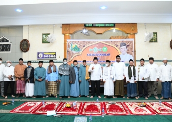 Sampaikan Tausiyah Safari Ramadhan, Gubernur Ansar Ajak Umat Pedomani Al Quran Sebagai Solusi Hidup
