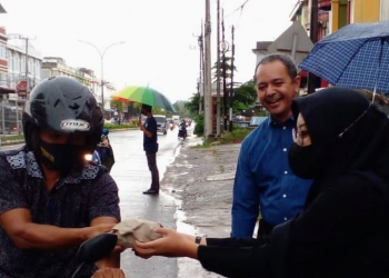 Aksi Peduli Sosial Ramadhan, Yayasan Kinarya Grasia Berbagi Takjil