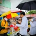 Presiden Joko Widodo Bagikan BLT di Pasar Angso Duo Jambi