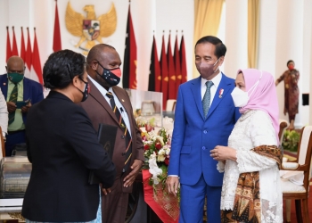 Presiden Joko Widodo dan PM Marape Bahas Peningkatan Kerja Sama Indonesia-PNG