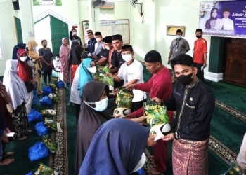 Ramadhan Berbagi, Pemko Tanjungpinang Serentak Salurkan Zakat ASN di Masjid Al Araf