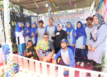 Gotong-royong Bersihkan Lingkungan, Walikota Rahma Ajak Masyarakat Peka Terhadap Kebersihan
