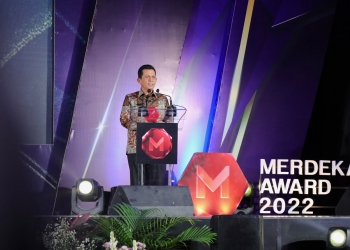 Merdeka Award 2022 Inspirasi Indonesia, Gubernur Ansar Terima Penghargaan