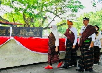 Dari Ende, Presiden Ajak Seluruh Anak Bangsa Bumikan Pancasila