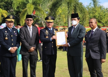 Kemenkumham Serahkan Sertifikat Kekayaan Intelektual Komunal Gurindan ke Pemko Tanjungpinang