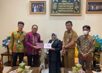 Walikota Tanjungpinang Terima Token of Appreciation dari Kepala Perwakilan Bank Indonesia
