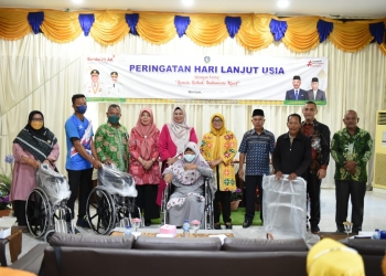 Di Hari Lansia ke-26, Dewi Ansar Ajak Terus Semangat dan Bergembira