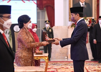 Presiden Anugerahkan Tanda Kehormatan bagi 127 Tokoh