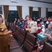 Terus Lakukan Upaya Pemulihan Ekonomi, Walikota Rahma Serahkan Bantuan untuk UMKM