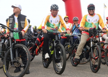 HUT Kepri ke-20 Ratusan Peserta Ikut Fun Bike dan Peresmian BRKS Syariah