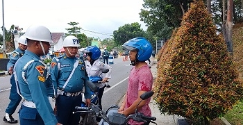 Terapkan Kepatuhan dan Disiplin Berlalu Lintas, Pom Lantamal IV Batam Gelar Opsgaktib