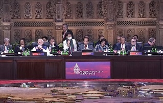 Pimpin Sesi III KTT G20, Presiden Jokowi Serukan Penghentian Perang