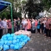 Walikota Tanjungpinang Serahkan 585 Paket Sembako untuk Petugas Kebersihan di Lingkungan OPD