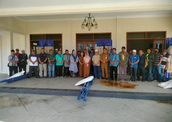 Wujud Kepedulian Pemerintah, Walikota Rahma Serahkan Bantuan Tenda dan Kursi untuk 20 Perumahan