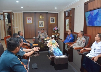 Jalin Kerja Sama Tingkatkan Pelayanan Masyarakat, KSOP Khusus Batam Silaturahmi ke Polda Kepri