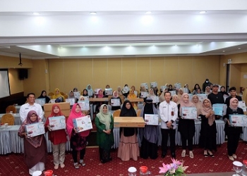 Dukung Pelaku UMKM, Rahma Serahkan Alat Penunjang Usaha Bagi Peserta Pelatihan Kuliner