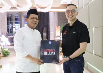 Pertemuan Gubernur Ansar dan Ditjen Dikdasmen Bahas Penguatan Kurikulum Merdeka Belajar