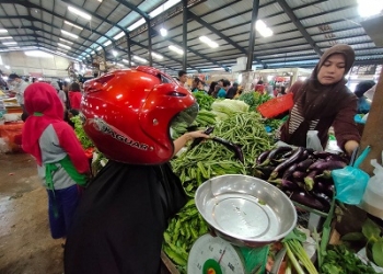 Antisipasi Kenaikan Harga Kebutuhan Pokok, Disdagin Rutin 2 Kali Seminggu Lakukan Pemantauan di Pasar