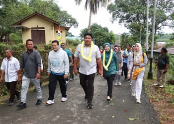 Lakukan Temu Wicara Turun ke Numbing, Bupati Roby Sampaikan Program Prioritas