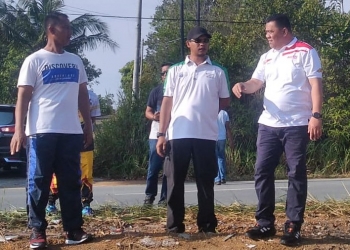 Ronny Kartika Tinjau Lokasi Tempat Pemakaman Umum Baru di Sei Jago Tanjung Uban