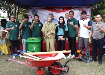 Luar Biasa! Program Gerbang Kampung Disulap Jadi Alat Kebersihan Kampung