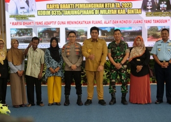 Rumah Tidak Layak Huni Karya Bakti TNI, Bupati Sebut Bentuk Sinergitas untuk Kesejahteraan Warga