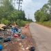 Tumpukan Sampah Berserakan di Pinggir Jalan Karya Batu 9, Warga Minta Pemerintah Bertindak