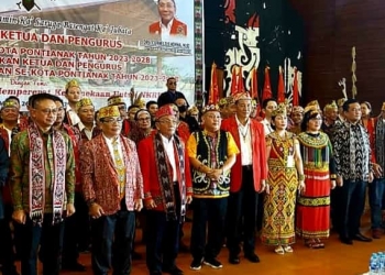 Bangun Hubungan Silaturahmi Antar Daerah, Agung Wiradhama Hadiri Pelantikan DAD Kota Pontianak