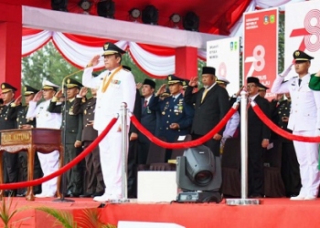 Upcara Penurunan Bendera di Natuna, Ansar Berpesan Jangan Sia-siakan Arti Kemerdekaan