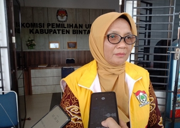 Bacaleg dari Golkar Datangi Kantor KPU Bintan, Ada Apa Ya?