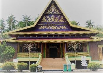 Tempat Wisata Religi di Pulau Penyengat