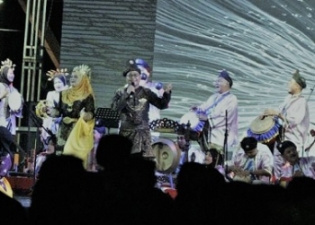 Karimun Tampilkan Pertunjukan Keberagaman Budaya: Pesona Multietnis di Bumi Berazam