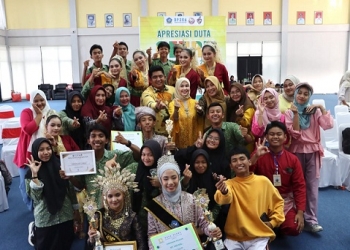 12 Grand Finalis Duta Genre Bintan Jenjang SLTA Adu Kreavitas Menjadi yang Terbaik
