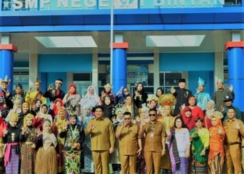 Berkunjung ke SMPN 1 Bintan, Ini Pesan Bupati Roby untuk Para Siswa