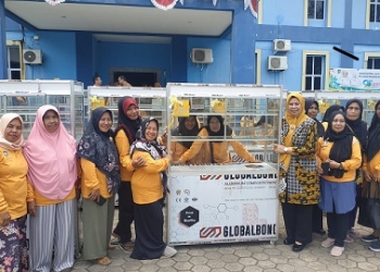 Dinsos Kepri Salurkan Bantuan Gerobak, Dewi Ansar: Bentuk Perhatian Pemerintah ke Pelaku Usaha