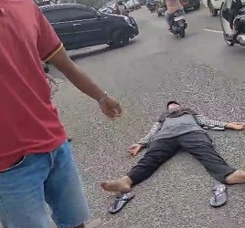 Sering Tidur di Jalan, Masyarakat: Instansi Terkait Tolong Amankan karena Sangat Membahayakan